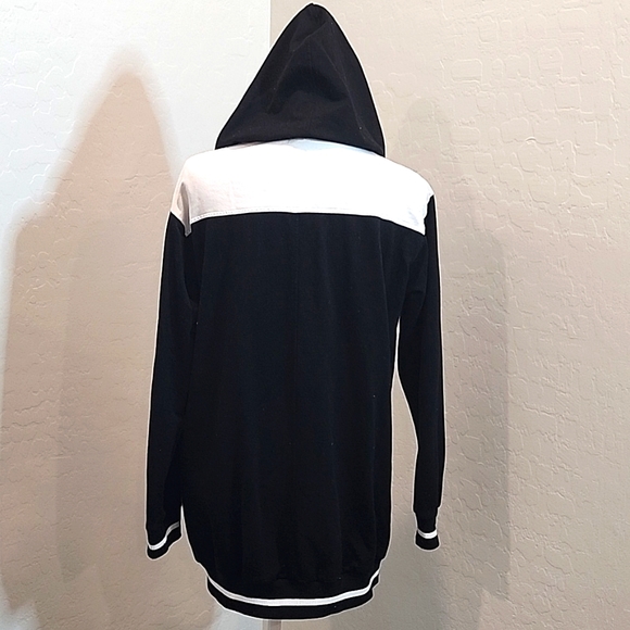 FOREVER 21 WOMEN'S BLACK & WHITE ZIPPERED HOODIE SZ M - Picture 3 of 7